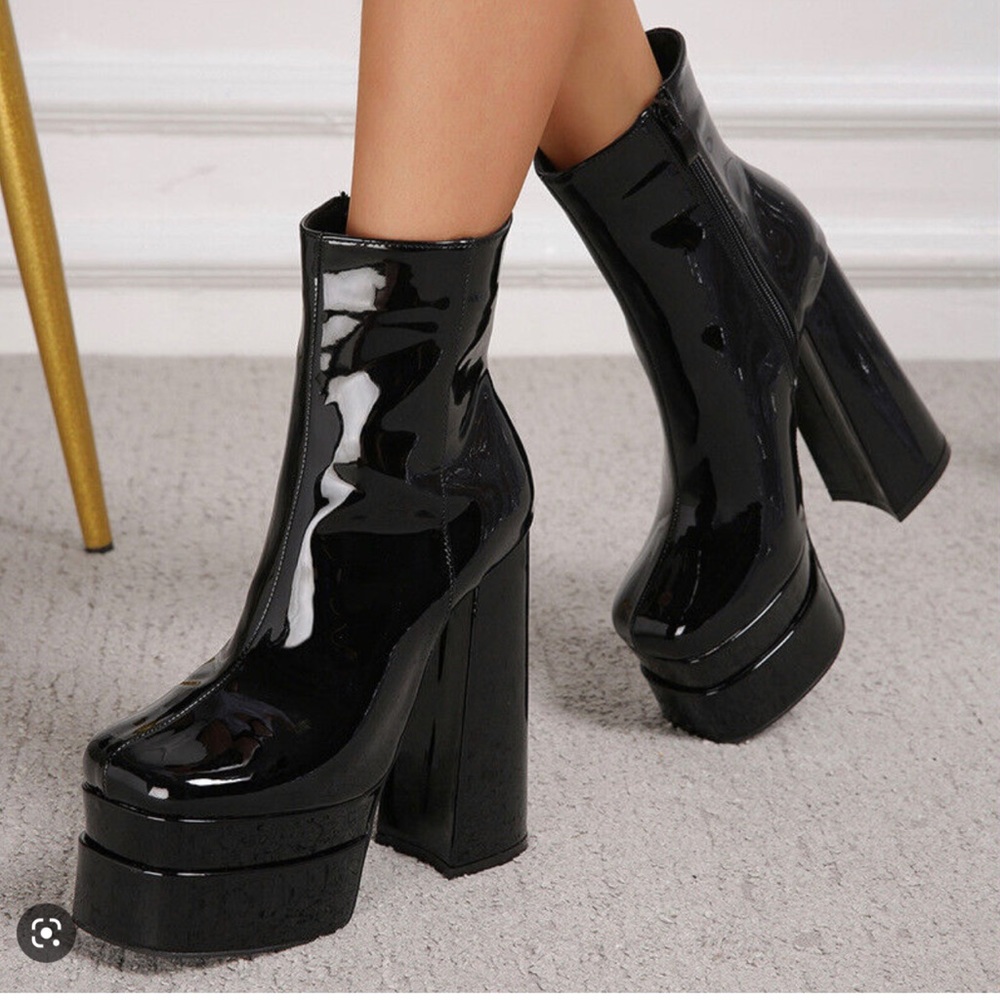 NWT | Black Patent Leather Boots